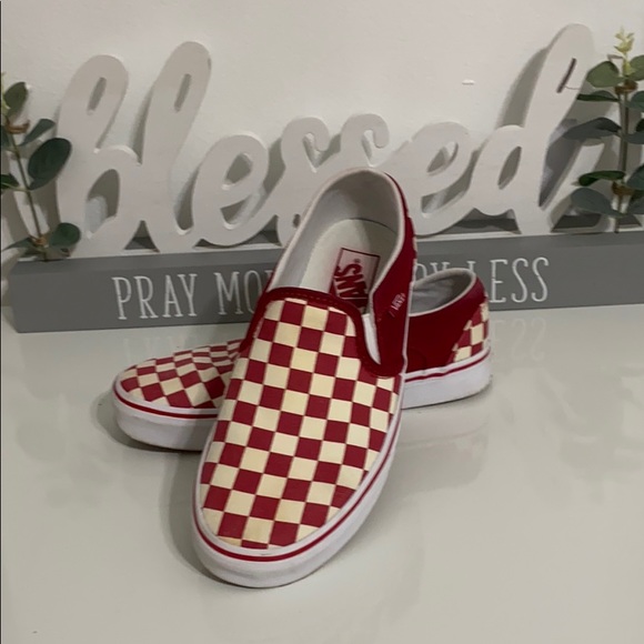 Vans Shoes - ♥️ Women VANS 🛹